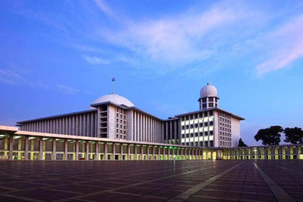 Hi Hotel Senen Dżakarta Zewnętrze zdjęcie